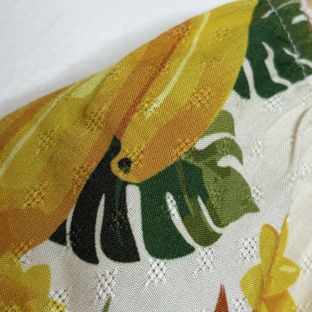 Rose And Olive Tropical Fruit Print Top Womens Size M Resort Vacation Island - Picture 3 of 6